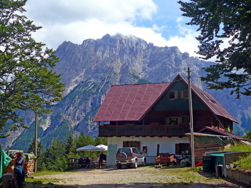 Rifugi e Bivacchi d''Italia.......